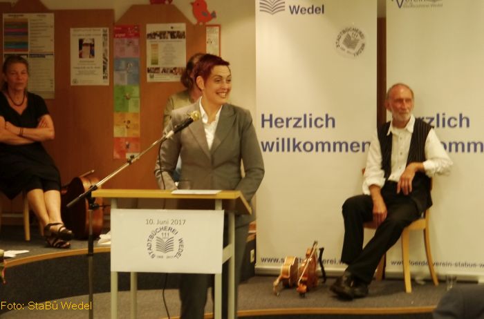 Gru&szlig;wort Nadja Nicolai
&Ouml;ffnet im separaten Fenster 
&copy; StaB&uuml; Wedel