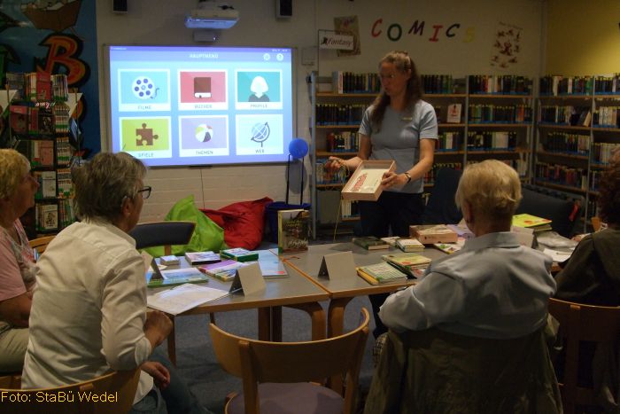 Schulung der Lese-Paten
&Ouml;ffnet im separaten Fenster 
&copy; StaB&uuml; Wedel