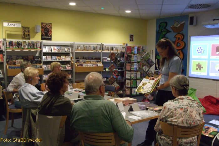 Schulung der Lese-Paten
&Ouml;ffnet im separaten Fenster 
&copy; StaB&uuml; Wedel