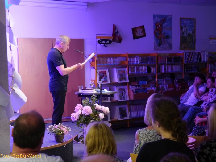 Auftritt Wladimir Kaminer 
&Ouml;ffnet im separaten Fenster 
&copy; StaB&uuml; Wedel